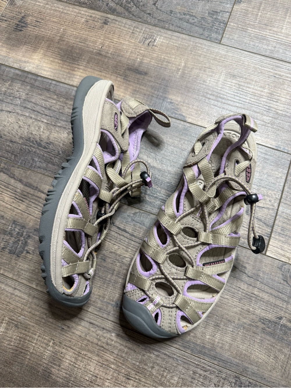 KEEN Women's 6.5 Sandals in Tan with Light Purple Accents